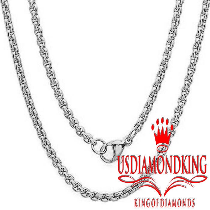 14K Gold Finish Lion King Crown Head Charm Simulated Diamond Pendent Chain Set
